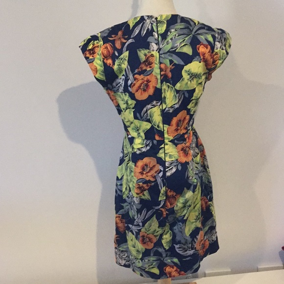 🌟🌟Host Pick 🌟🌟French Connection gorgeous dress - Picture 5 of 9